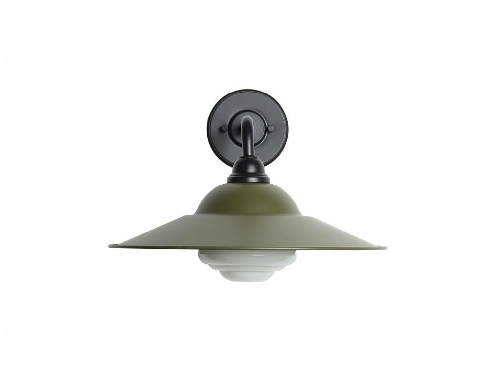 Croma 15" Wall Sconce - Outdoor in Matte Black with Matte Pine Shade